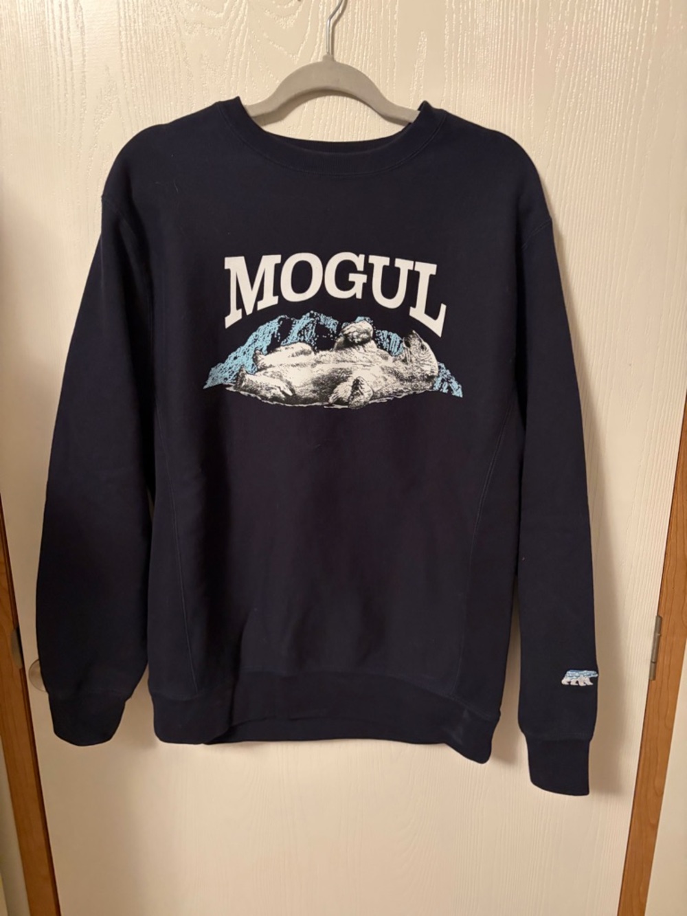 Authentic Ludwig Mogul Moves Winter Crewneck SZ L Independent Trading Co.